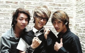 越南HKT组合未买版权翻唱网络神曲原唱者不追究