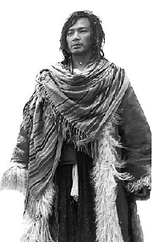 钟汉良乔峰造型似“犀利哥”导演:那是乔峰早期照