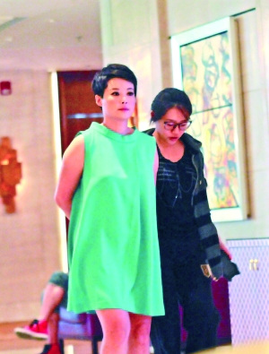 袁莉否认已怀孕“孕味十足”照曝光(图)