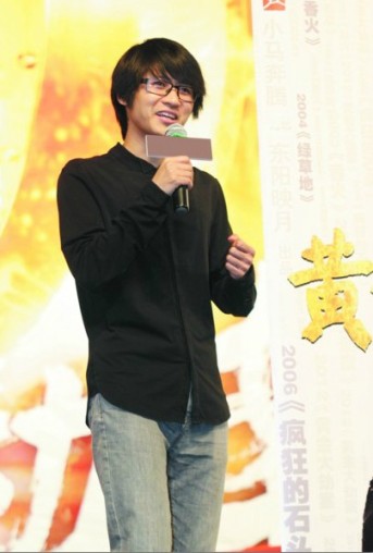 韩寒:我当主编的自信都是女儿给的(图)