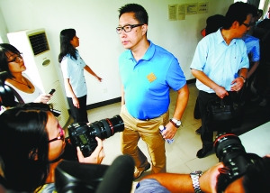 李阳陷入“重婚风波”律师:他妻子抹黑李阳(图)