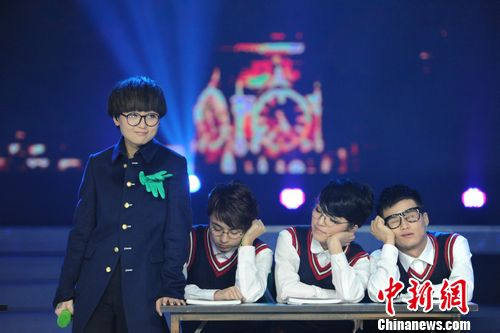 �ܱʳ�����������쿻���������ף����ͷ���ϡ���ͼ��