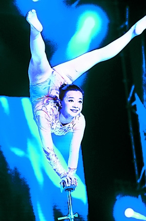 ��΢ЦŮ����Ӯ�á������㡷�ݲ����ǽ�����Ȧ