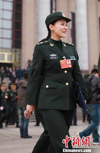 人大代表谭晶:六年如一两会再提“志愿者立法”