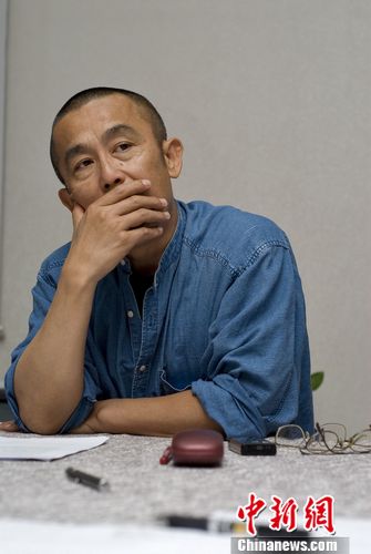 冯小刚御用摄影吕乐再执导筒《一维》探讨佛理