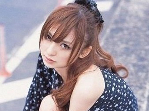 AKB48筱田麻里子陪酒照曝光疑遭后辈嫉妒打击