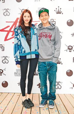 陈冠希称娱乐圈没安全感:遇到挫折要相信自己