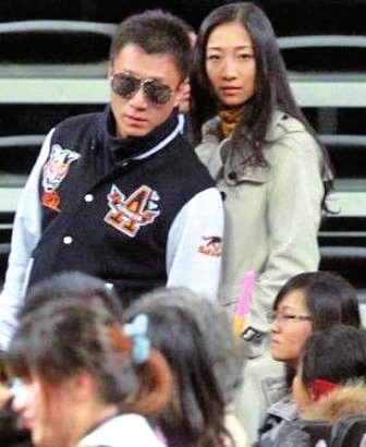 �����СŮ��˽���ع�˶ʿ��ҵ�����������ͼ��