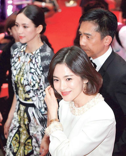 王家卫赞宋慧乔是亚洲最漂亮女星:脸孔十分完美