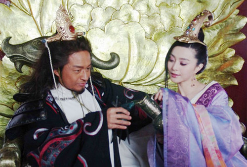 范冰冰扮妲己露香肩美背称饰演善良狐狸精(图)