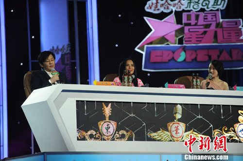 《中国星力量》首播杨钰莹改温柔作风替选手叫冤