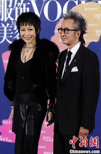 叶童和老公庆结婚25年梁朝伟、张学友到场祝贺