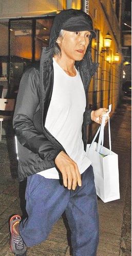 ���ǳ���Ϧ�᳤ܻ��ŮVIP���ڰѾ��Ի���ͼ��