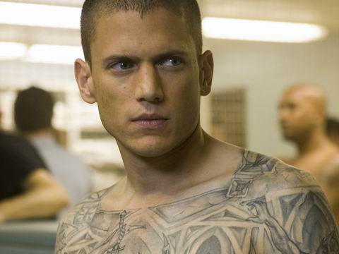 越狱男主角米勒自称同性恋者图