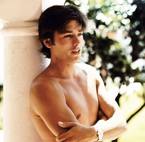 Ӱ�ǰ��������ơ�ͬ��������Ȼ����������