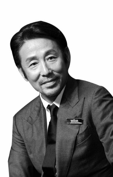 陈道明将出演张艺谋新片为角色蓄须(图)