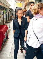 �������������4�����Ƭ��ר�˷��������Ŵ�