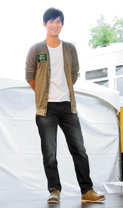 ������΢��ֻ��עF4������ԱŮ��δ���ע