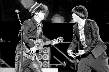 Ģ���ֵ��ɰ��������С���£��˿���ֶΣ�ͼ��