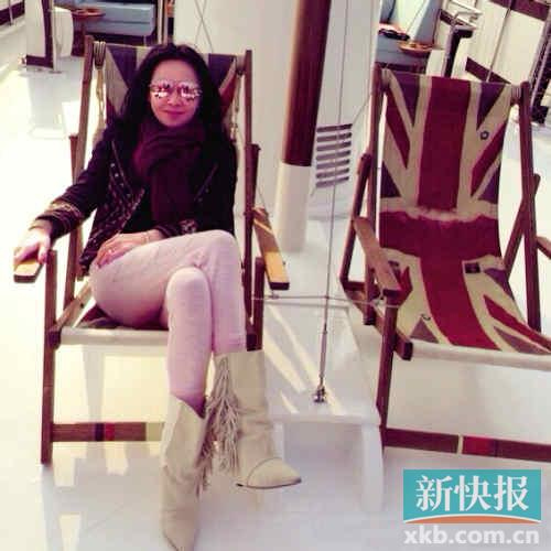 刘嘉玲晒游艇照贵妇范十足不见梁朝伟(图)