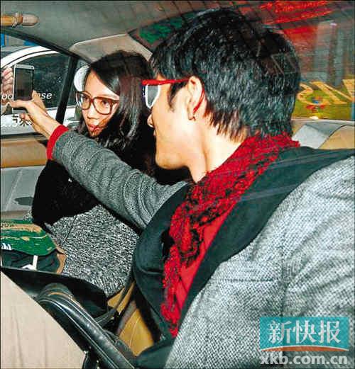 王力宏携娇妻外出遭跟拍全力呵护劝退记者(图)