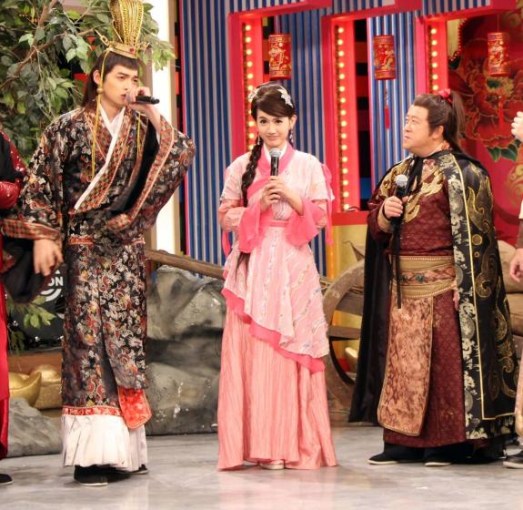 ��־ΰ�硰������������Ů�����ַ������ְ��ֶ�