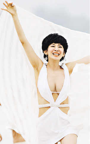 吴君如放狠话:若新片票房好,戴假胸让大家摸