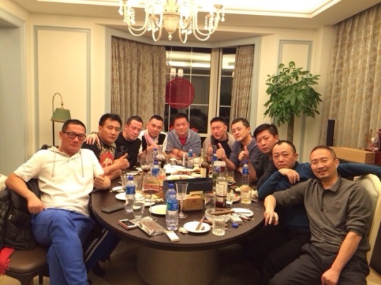 �����������������Ⱥ��Ѿ۲��ɺ�������ͨ�죨ͼ��