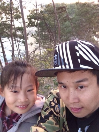 小沈阳晒和女儿合影阳阳被赞很可爱(图)