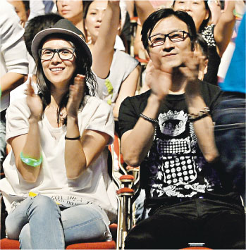 章子怡洛杉矶高调庆生男友汪峰未公开示爱(图)