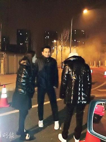 �����������ݳ�Ϧҹ���̻����ع⣨ͼ��