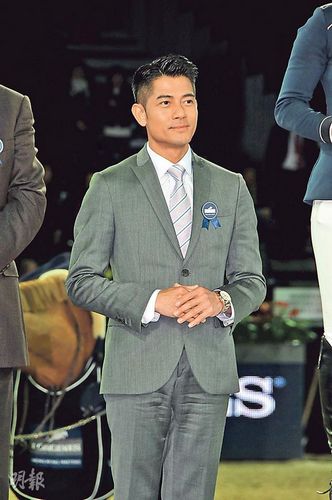 郭富城关心绯闻女友苟芸慧身体:祝她早日康复