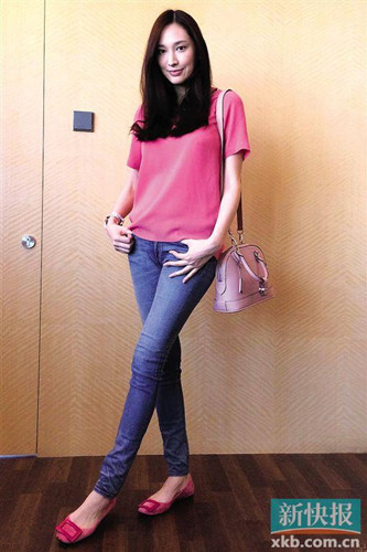 吴佩慈已安然出院晒产后照身材姣好(图)