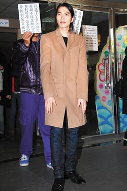 �����ڹ�˾��Կ���������ξ������������ߣ�ͼ��