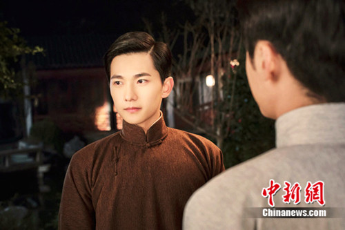 《茧镇奇缘》杨洋感情戏“无师自通”遭调侃脸红