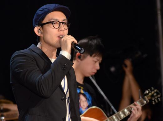 ��嶼α�̸���������ִ��Ž��ơ�����Ŭ����