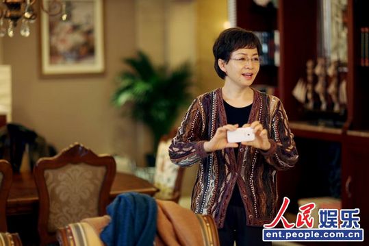 宋丹丹隔空认“亲”狂赞佟大为是