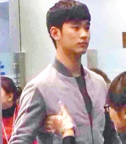 �����ͱ�Ů���Ա������˿�����ڼ�в��ϣ�ͼ��