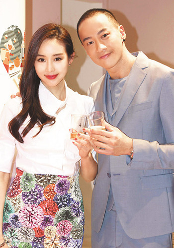 �����ž����ձ���ǿ����Ů���ܾ��ţ�ͼ��