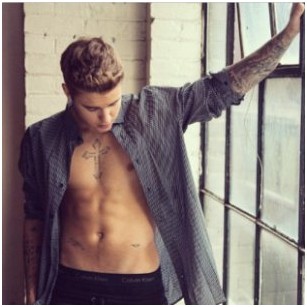 ��˹͡•�Ȳ���ĳƷ���ڿ�¶��˶������ͼ��