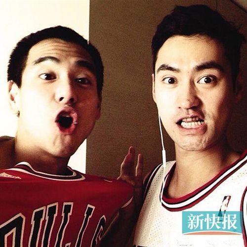 ������32������Ԭ����ף��2�˸�ֺ��գ�ͼ��