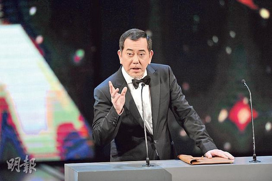 黄秋生自嘲与成龙是港产电影“烂片之王”(图)