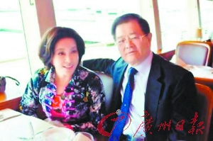 刘晓庆老公首谈妻子:整整追求了她三十年(图)