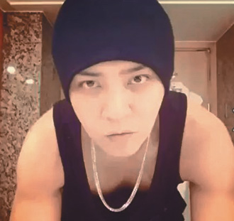 罗志祥秀“1秒变丑男”网友吐槽“很白痴”(图)