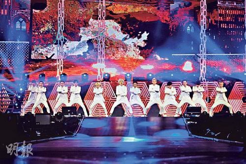 EXO个唱演唱7首歌歌迷吐槽演出太短(图)