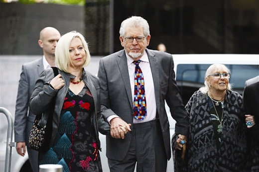 84岁澳大利亚娱乐圈大佬涉嫌性侵多名少女(图)