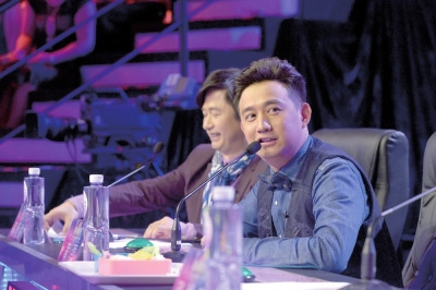 黄磊瘦身成功受热捧遭48岁女粉丝求爱(图)