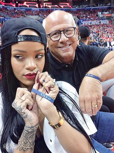 �ٹ����뾯�����ˤ���Է��ֻ�����Ǹ��ͼ��