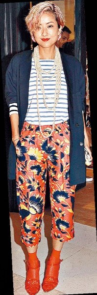 ����Ѹ����������Գ���Ů������Ψ��ͼ��