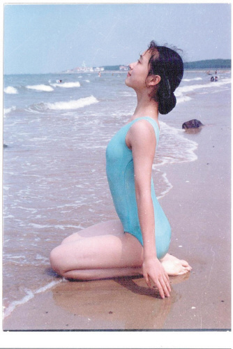 海清早年跳舞视频曝光穿比基尼性感美艳(图)